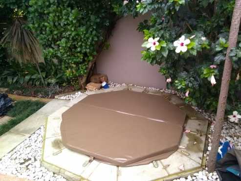 Quality Brand New Jacuzzis, Jacuzzi PVC Hard Top Covers