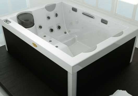 Quality-Jacuzzis For Sale ranging from 4 seater, 6, 8 to 12-seater