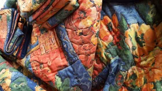 Quality Queen complete comforter set for sale