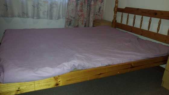 Queen size bed