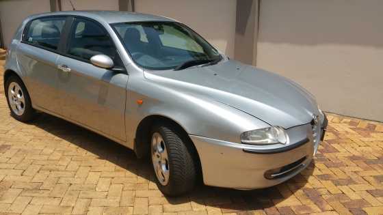 R 48 000 Neg. Alfa Romeo 147 Hatchback 2.0 T.SPARK