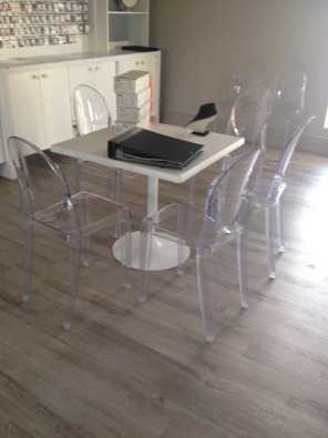 R2000 Cafe Tulip Table White