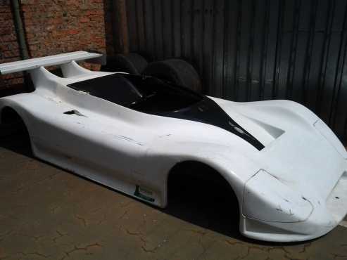 Race car body for sale,sports car like vsp class,body only,great for display,very light