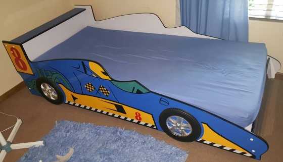 Racing car bed