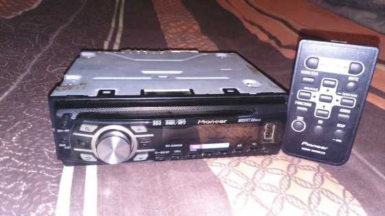 Radio, amp and sub combo for sale