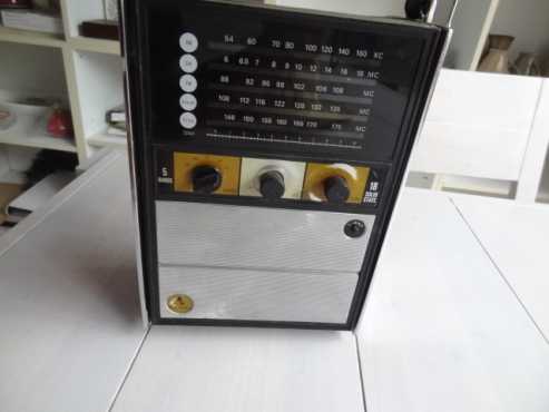 Radio portable 1970s Solid state