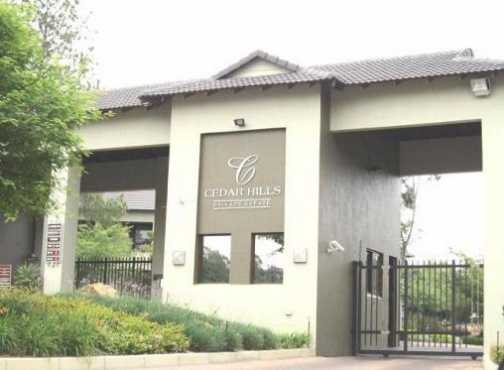 RE-ADVERTISED 2 BEDROOM APARTMENT FOR RENTAT CEDAR HILLS PRIVAE ESTATE IN FOURWAYS, SANDTON