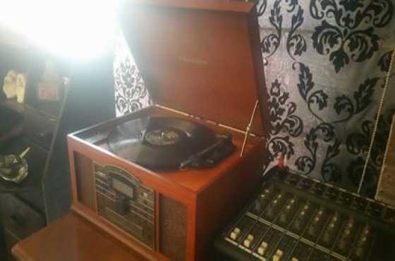 Record,tape,usb and radio player