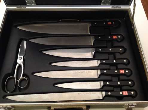 Reduced Price 7 x Wusthof Knives plus Poultry Shears plus Case