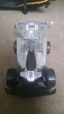 Remote controlled car
