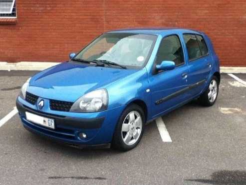 Renault Clio 1.4 privilege at