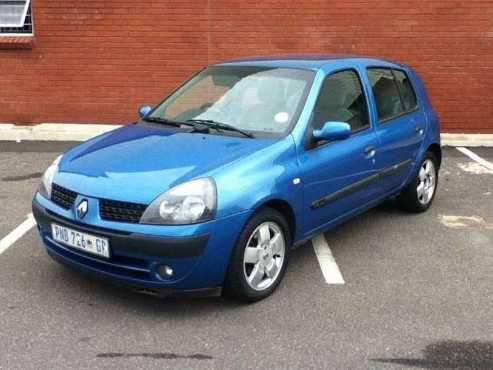 Renault Clio 1.4 privilege at