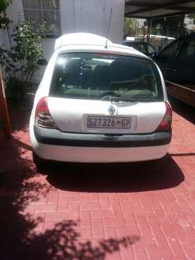 RENAULT CLIO 2 STRIPPING FOR SPARES CALL 07213726690824710172