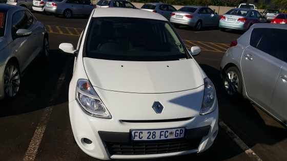 renault clio 2012 for sale