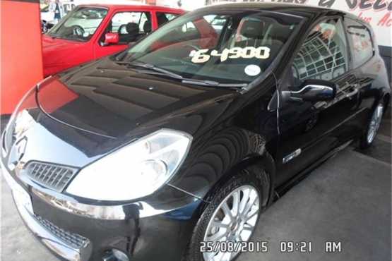 Renault Clio 3 2.0 SPORT