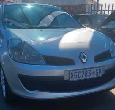 Renault  Clio  3  Expresion 1.6