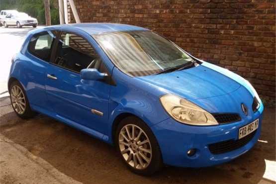 Renault Clio 3 SPORT 2.0 16V MANUAL