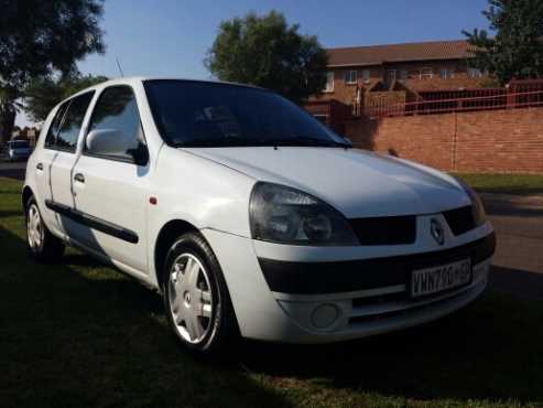 Renault Clio Expression 2 1.4 16V 2002