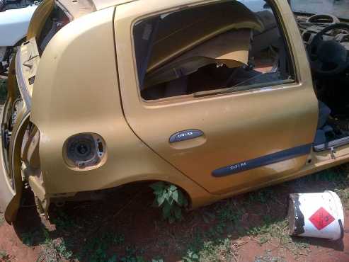 Renault Clio Stripping For Spares