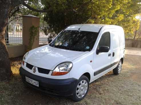 Renault Kangoo Panel Van, 2005 with 1.6 8V RenaultNissan NP200 engine