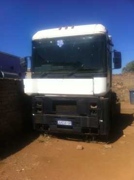 Renault  Magnum 420 (For scrap)