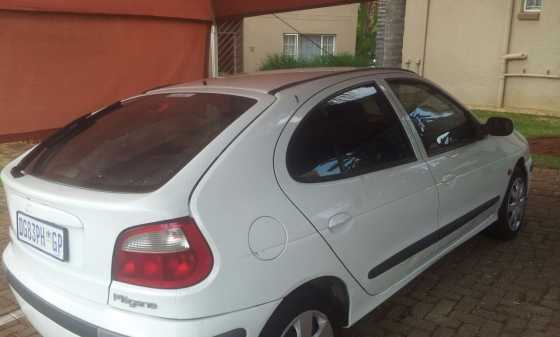 renault megane R 25000