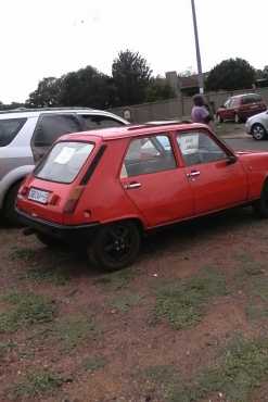 Renault mini up for sale in good running condition