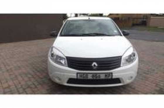 RENAULT SANDERO 1.4 AMBIANCE