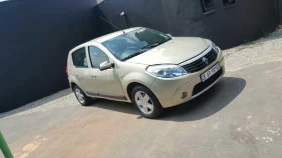 Renault sandero in good condition