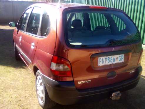 Renault Scenic 1.4 full house aircon, ew ect.  R29500  way under book value still looking very nic