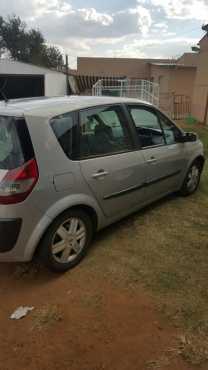 Renault Scenic 2. R35 000 NEG.