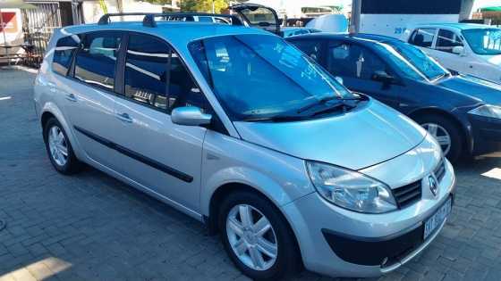 Renault Scenic 2.0 16v 7 seater