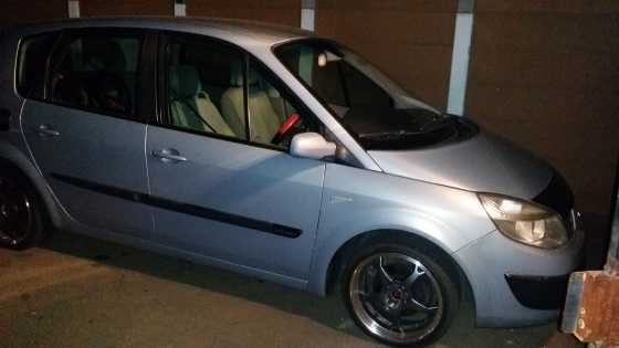 Renault  scenic 2004