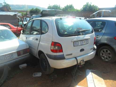 Renault Scenic stripping for spares