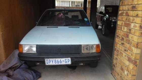 Renault9