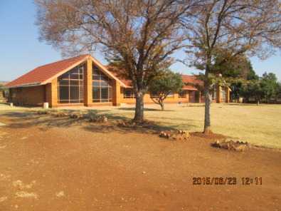 Renovators Dream 10 km West of Pretoria