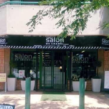 Rental space available for hairstylist