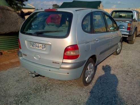 Renualt Senic 1600