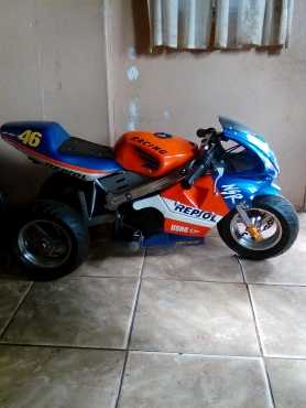 Repsol MoviStaR 2 stroke Kids 3wheel pocket bike