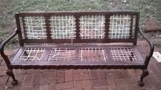 Riempies bench