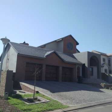 Rietvlei Heights Country Estate - Pretoria East. Unique entertainers dream.