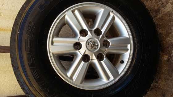 Rims and Tyres Toyota