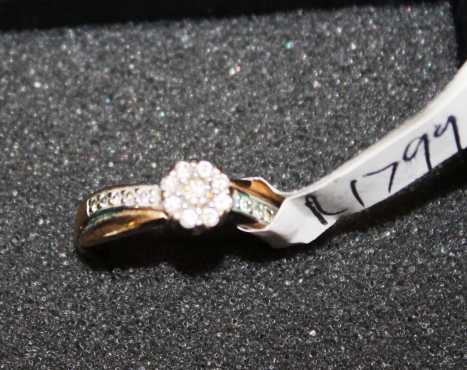 Ring 2.5 Gram 9CT with diamonds S022284A Rosettenvillepawnshop