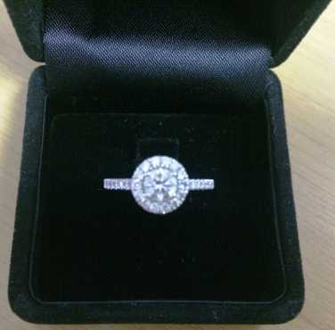 Ring with Diamonds Rosettenvillepawnshop