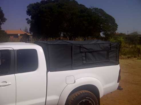 Ripstop canvas canopy and steel frames