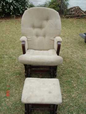 ROCKING CHAIR with foot rest unit, SHERMAG