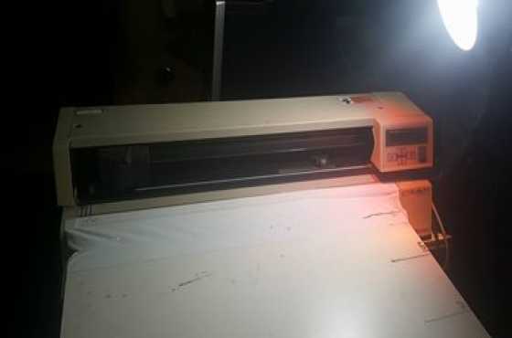 Roland Camm 1000a vinyl cutter