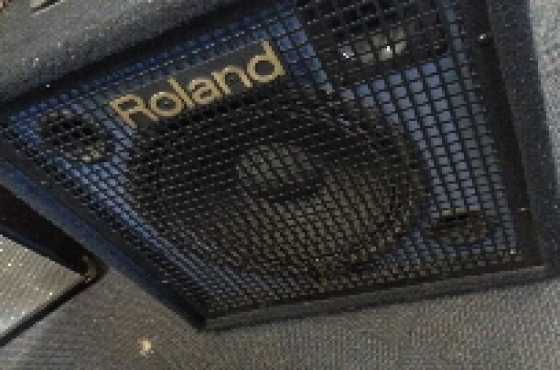 Roland KC -350 Keyboard Amp for sale