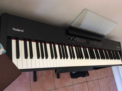 Roland Stage Piano FP-4F