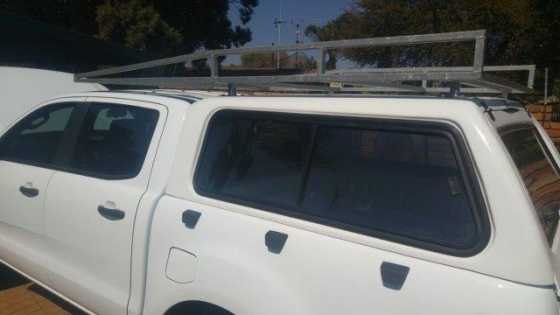 Roof rack galvanized came from a Ford Ranger Double cab